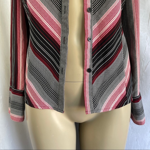 🚫SOLD🚫 Apt. 9 Red Black White Chevron Stripes Button Down - Picture 12 of 16